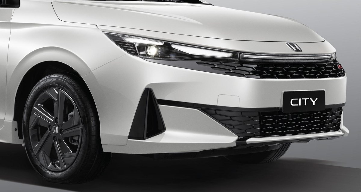 Cụm đèn LED dạng thấu kính và lưới tản nhiệt mới của Honda City