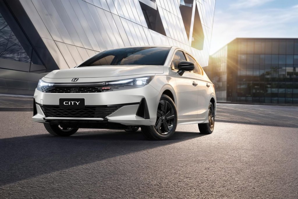 Honda City bản RS nâng cấp nhìn từ phía trước
